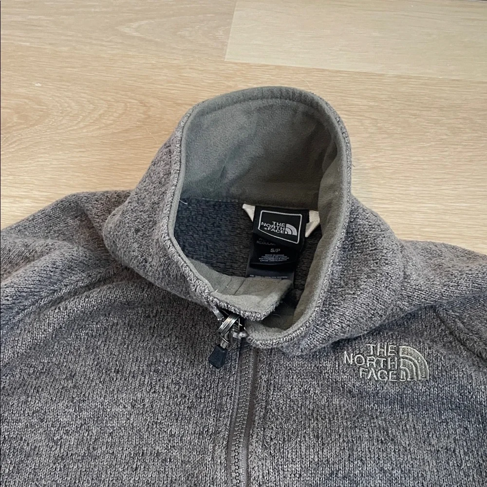 The North Face Women's Charcoal Ski Fleece Zip Up Small gray - Picture 5 of 9
